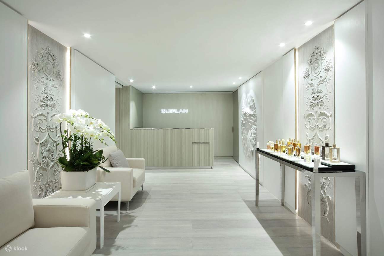 Un ambiente cálido y diseñado en Guerlain